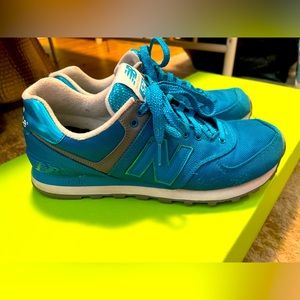 Women’s New Balance 574 Turquoise
